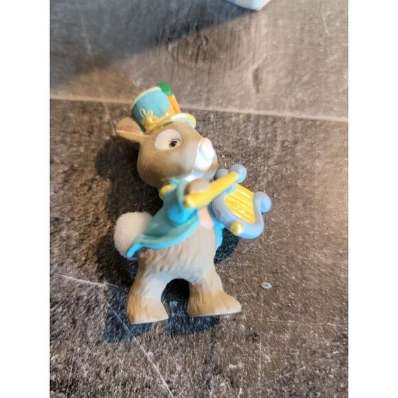 Hallmark Easter Parade 1992 ornament Xmas Decor bunny - Picture 3 of 5